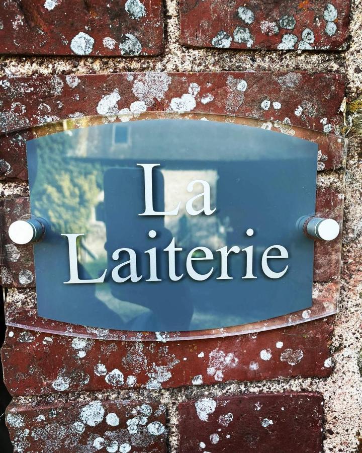 Les Rouges Terres Gites - La Laterie Saint-Amand  Exteriör bild